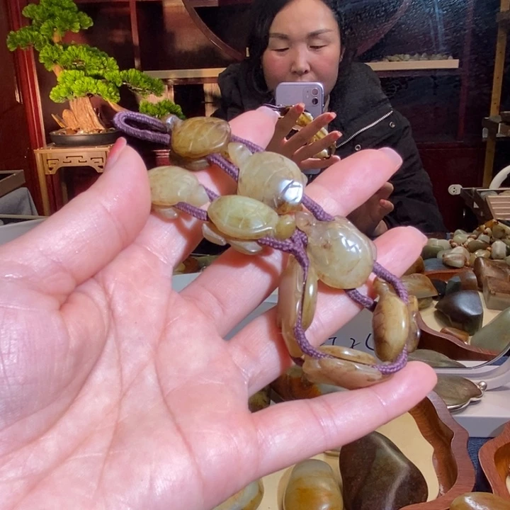 和田玉手串未镶嵌?****?