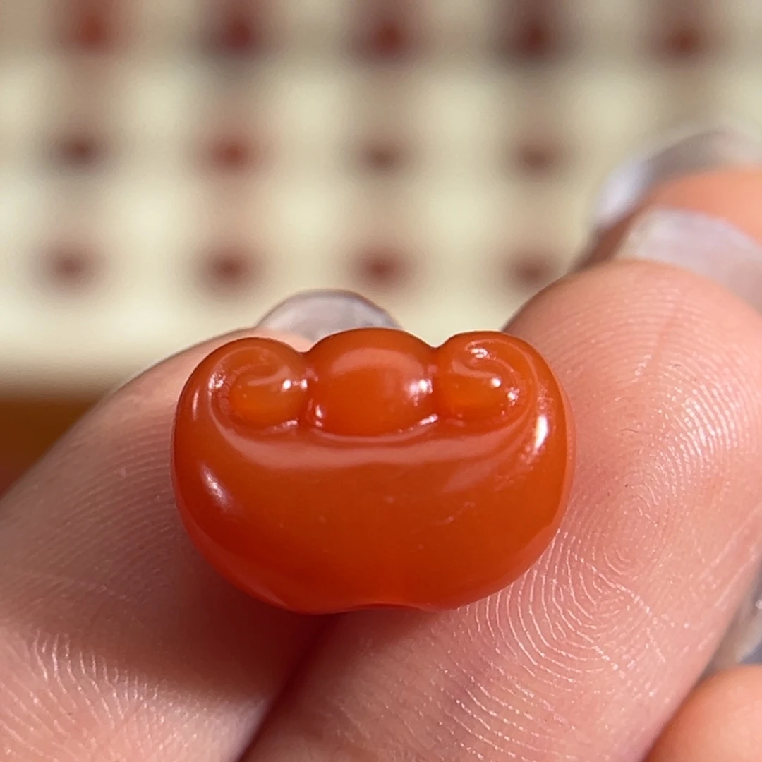 南红玛瑙未镶嵌如意背云 14.2x9.8mm