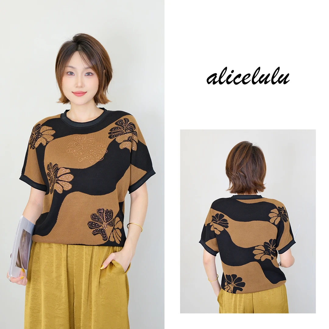 [alicelulu] 洋气时尚拼色烫钻短袖圆领针织衫 S2143723E