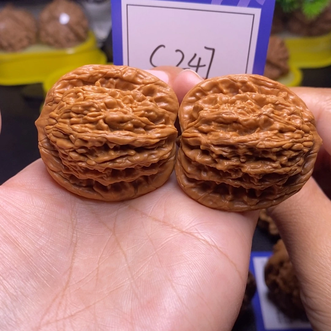 把件桃核40全品虎头c247