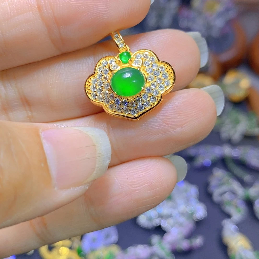 翡翠颈饰银S925镶嵌天然翡翠