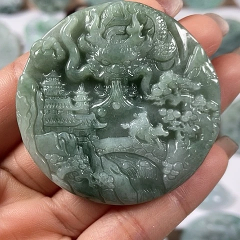 翡翠颈饰未镶嵌龙行天下福利