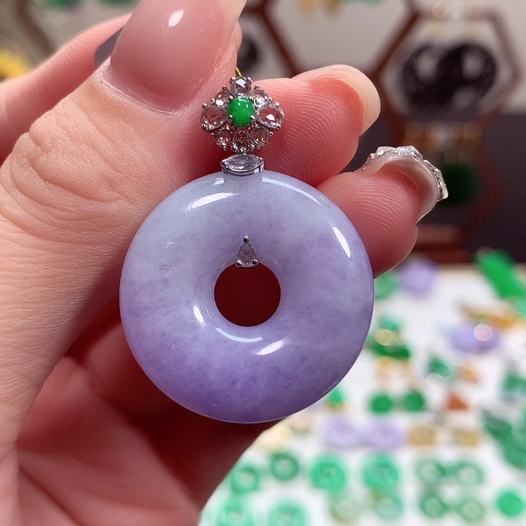 翡翠项链18K金镶嵌天然翡翠