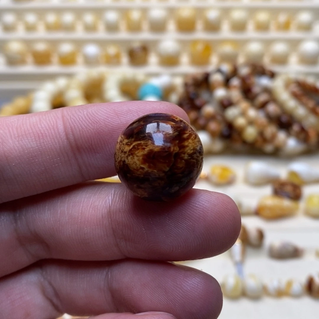 琥珀珠宝奇石未镶嵌18+