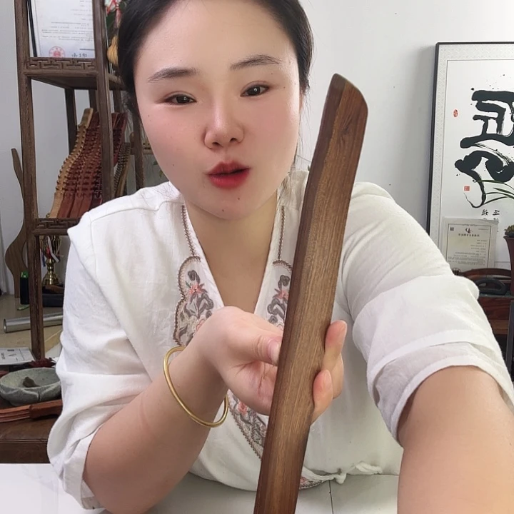 红贵宝大游轮瑕疵
