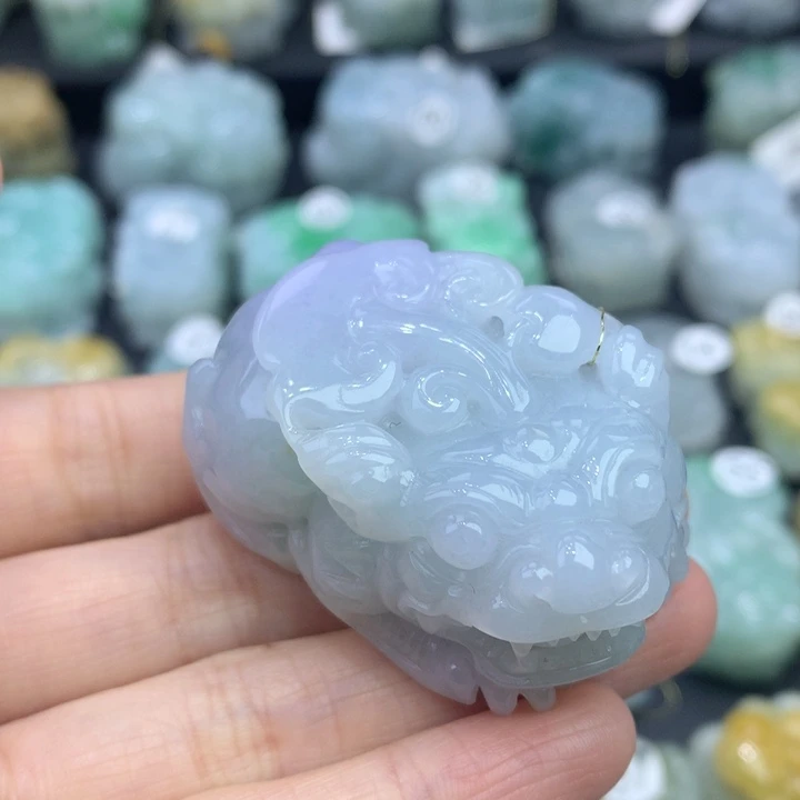 翡翠颈饰未镶嵌天然缅甸A货翡翠貔貅吊坠