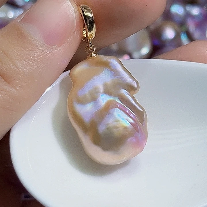 颈饰未镶嵌淡水珍珠