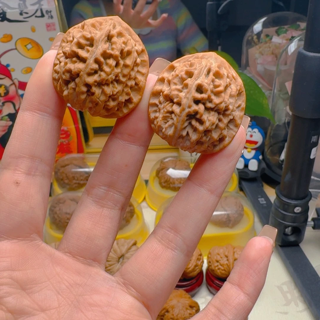 核桃把件32尺寸荔枝纹