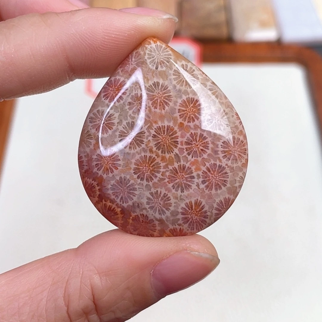 【闪购商品】查罗石吊坠(赠链)银S925镀金镶嵌碧**跹