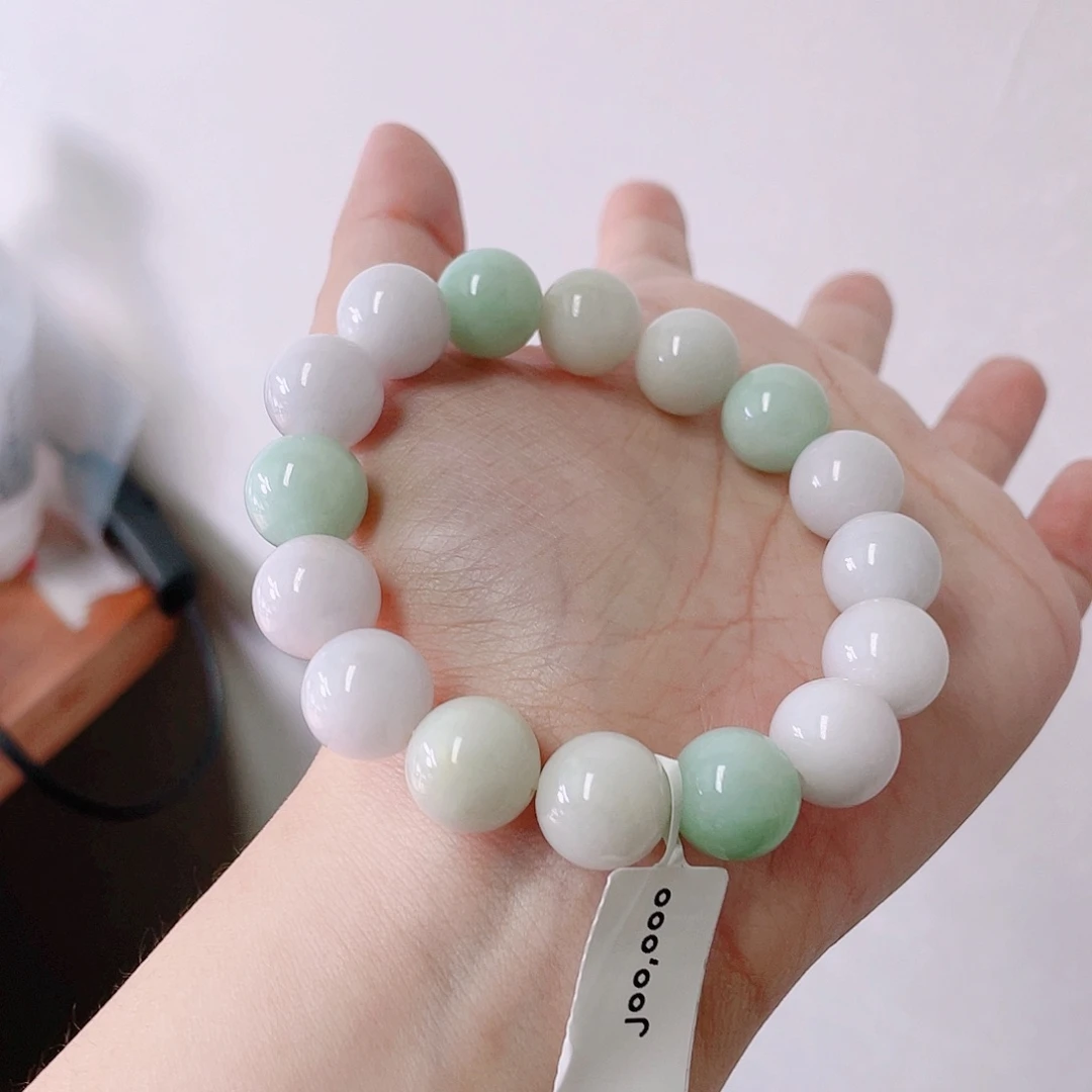定制翡翠未镶嵌珠串
