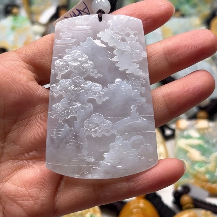 故***水翡翠未镶嵌颈饰挂件