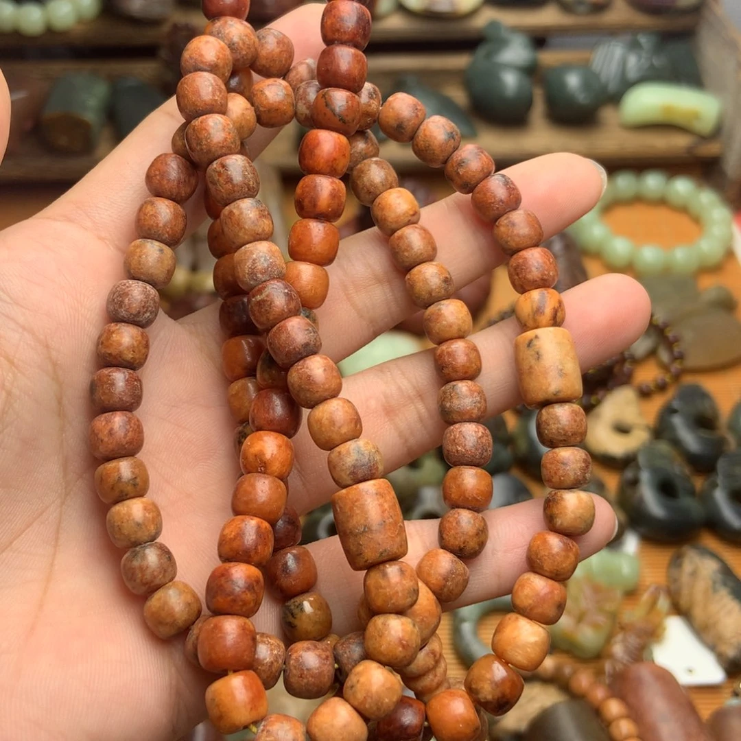 未镶嵌岫岩河磨玉（透闪石质玉）挂件自*