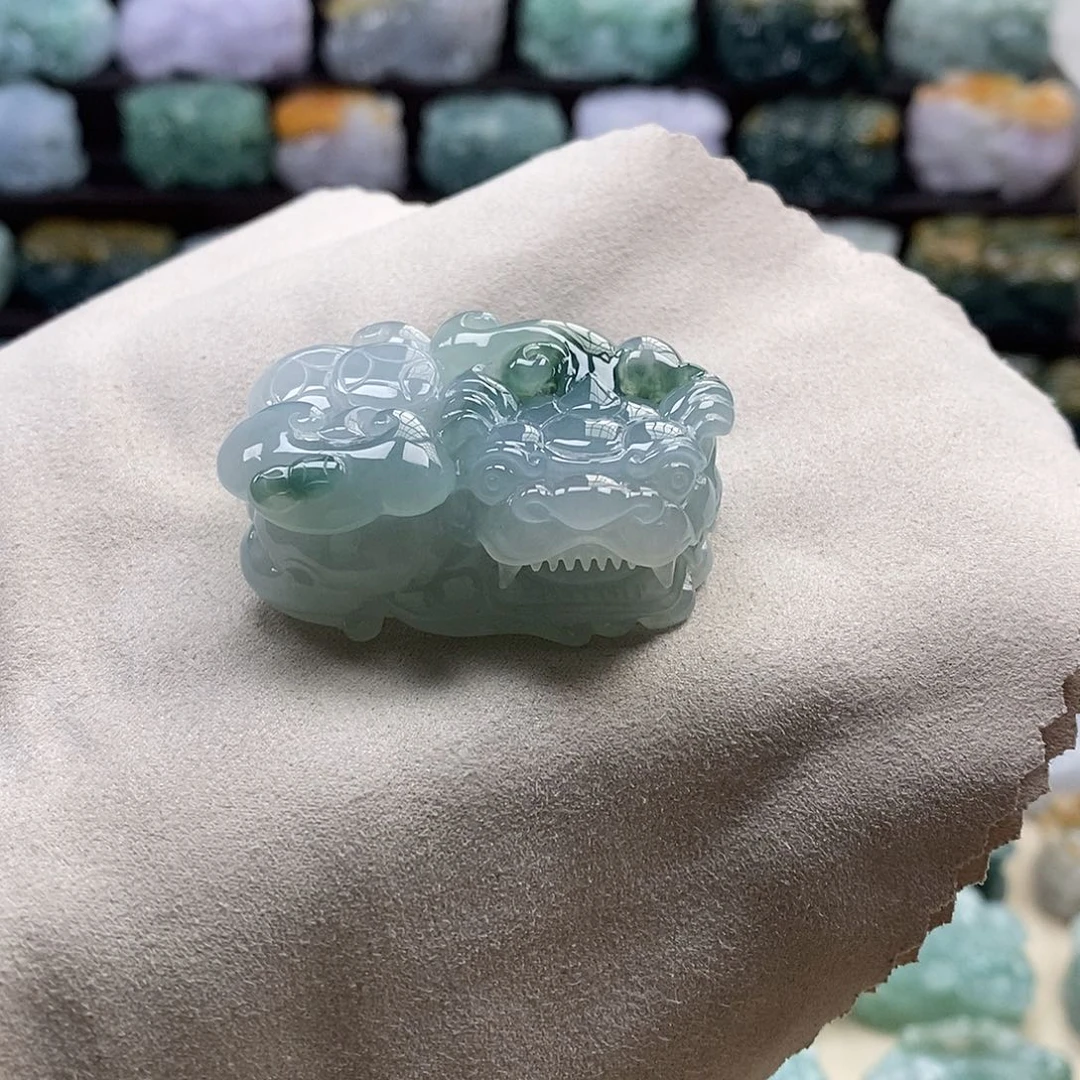颈饰未镶嵌翡翠天然翡翠吊坠貔貅