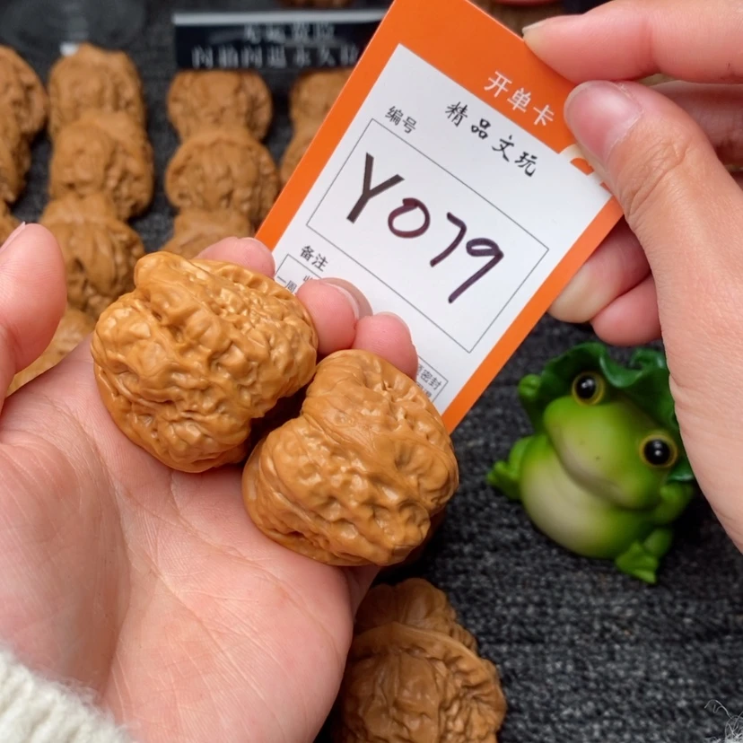 【闪购商品】把件桃核念****✌35蛙蛙
