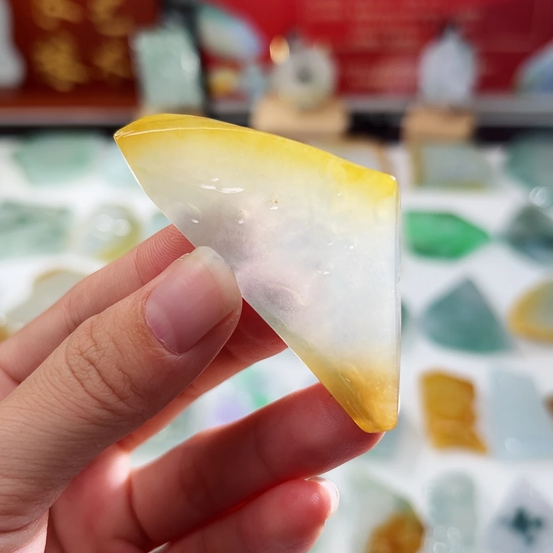 未镶嵌定制翡翠翡翠