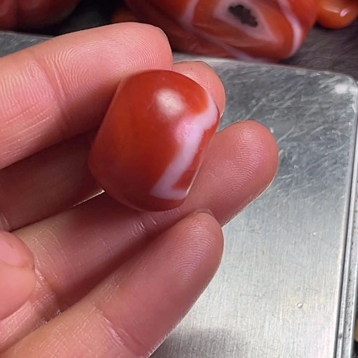 颈饰琉璃情**缕琉璃…………..