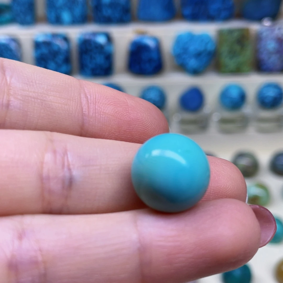 绿松石未镶嵌颈饰