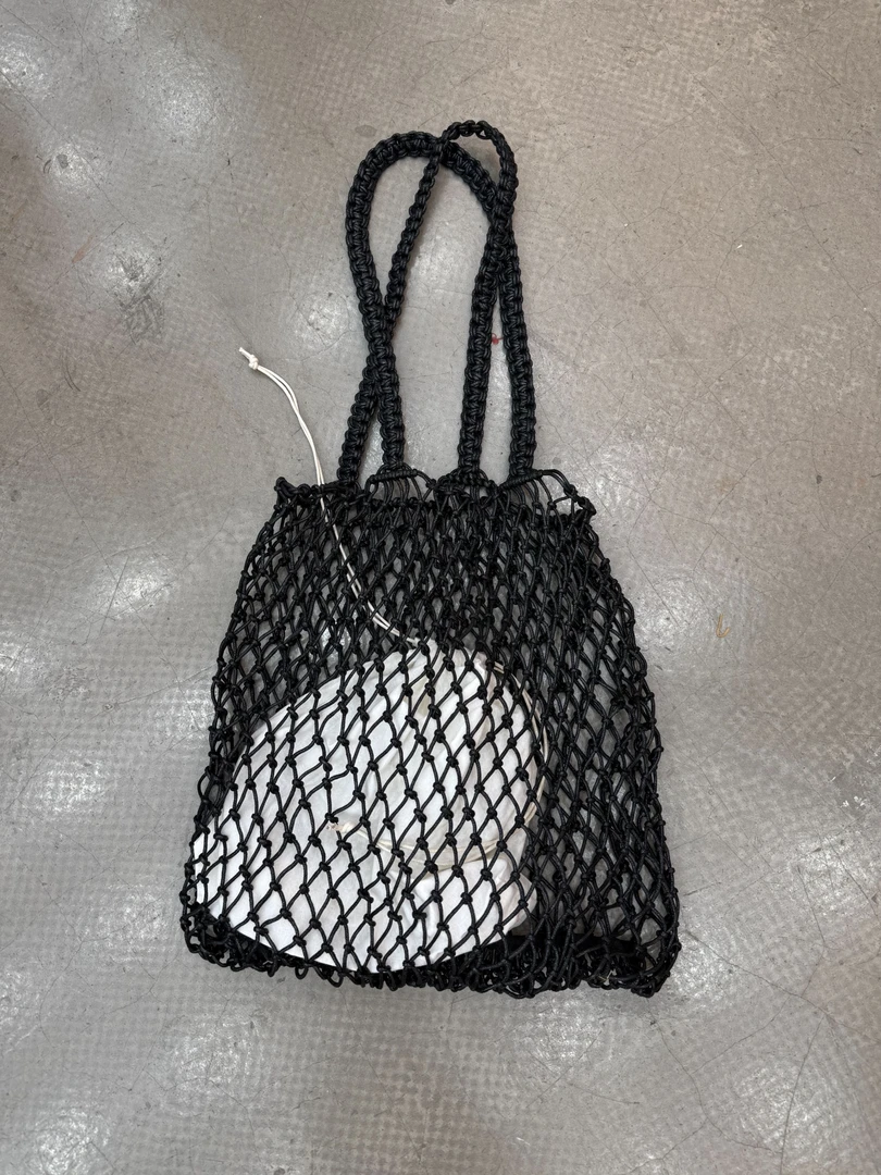 新品简约镂空时尚包