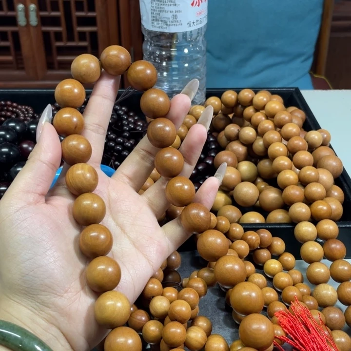 M***爸檀香木1.8 手持 1.8