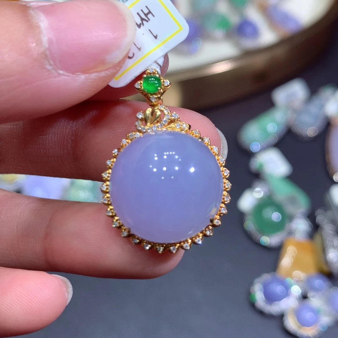 翡翠吊坠(赠链)18K金镶嵌