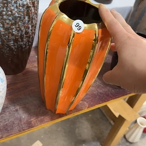 瓶清理有气孔痕迹26厘米橙色一个