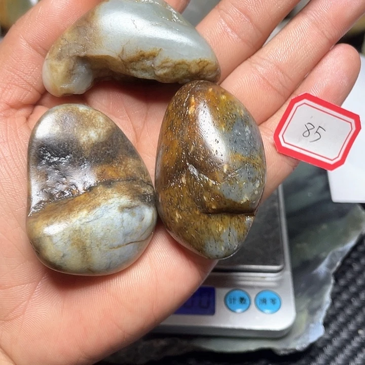 未镶嵌和田玉挂件85