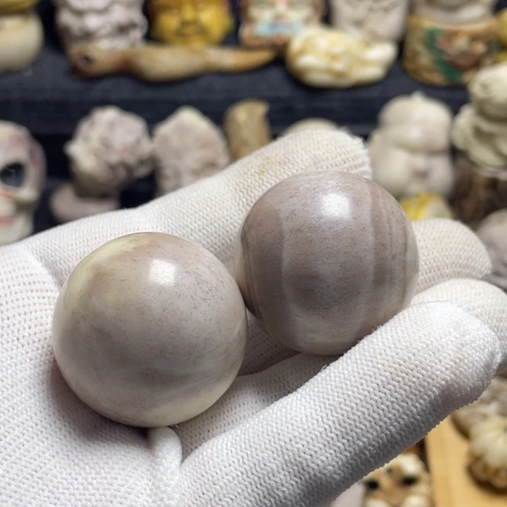 无非金属如**动配饰鹿角雕刻手球3.2一对