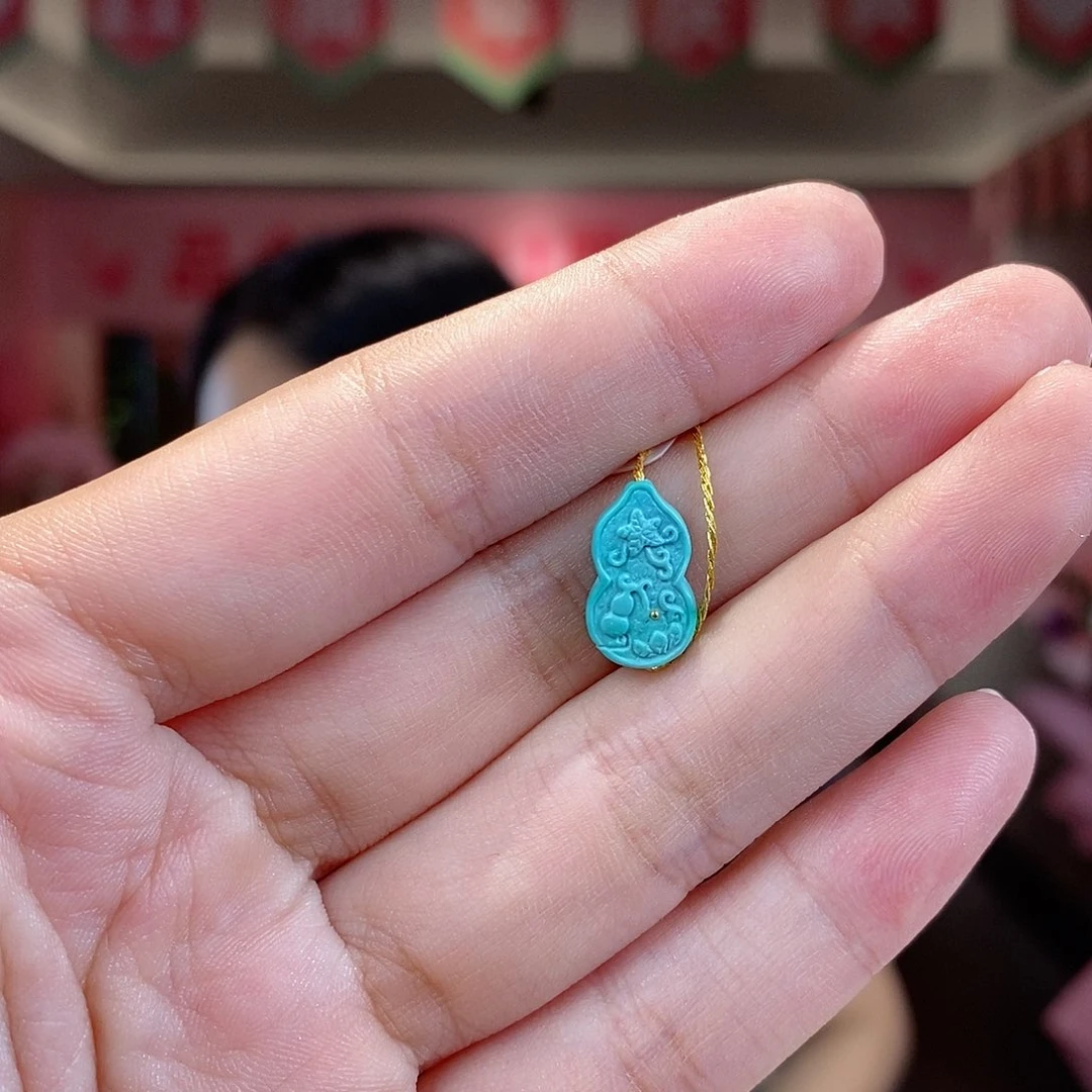 未镶嵌绿松石珠宝奇石