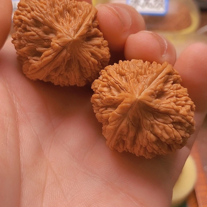 文玩核桃把件边35肚37全品大蒜头