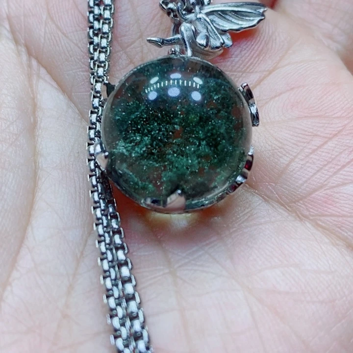 未镶嵌颈饰水晶₊****水晶