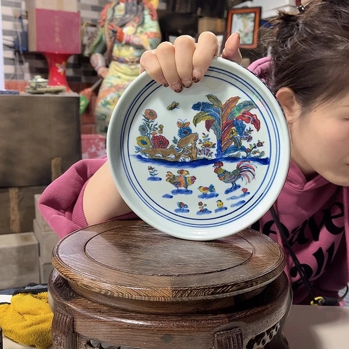 摆件/////景德镇陶瓷研究所。