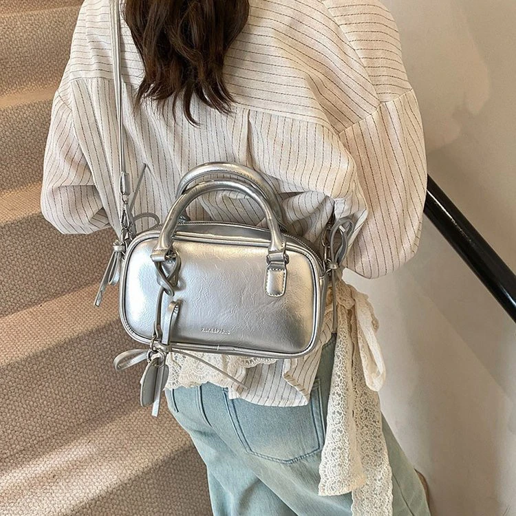 超火洋气红色保龄球包包女2025新款时尚百搭气质手提包单肩斜挎包