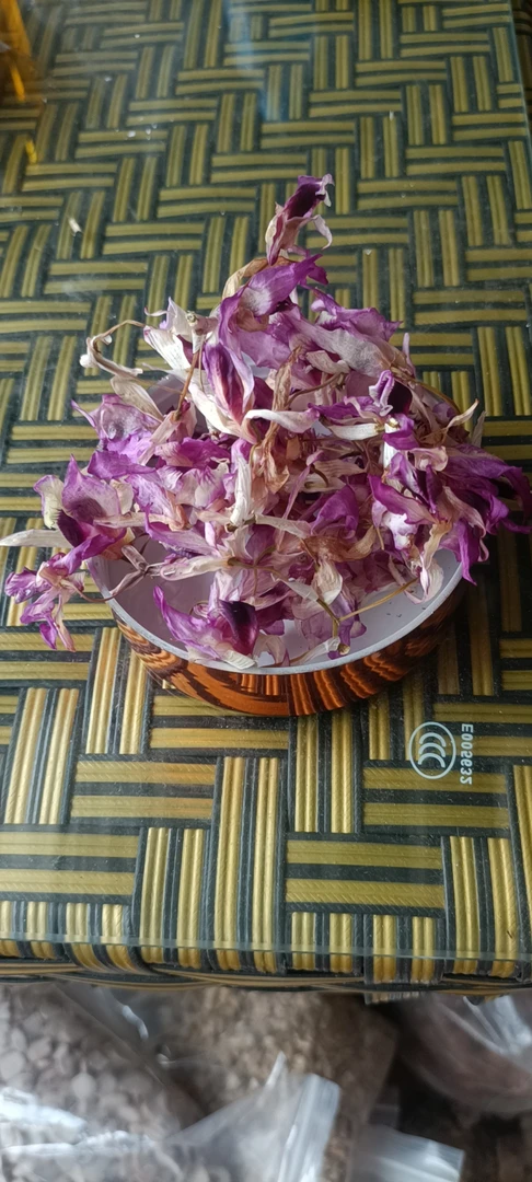 云南特产精选紫花喇叭鼓锤石斛花干花