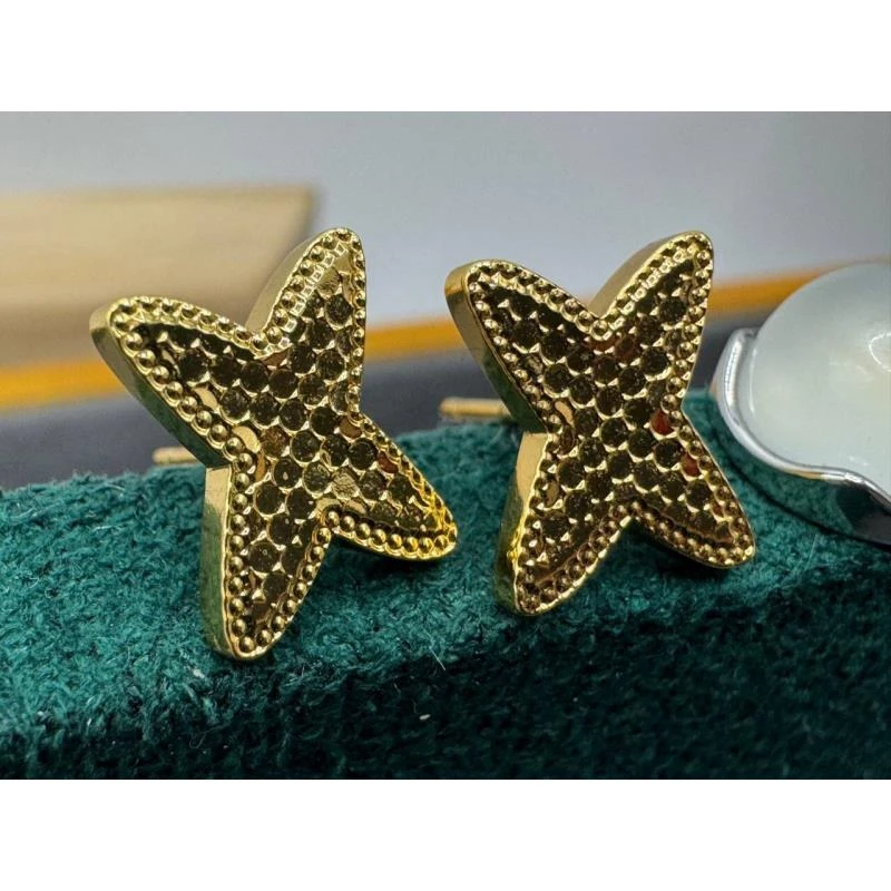 【基地先鉴后发】 48小时鉴赏期  x耳钉