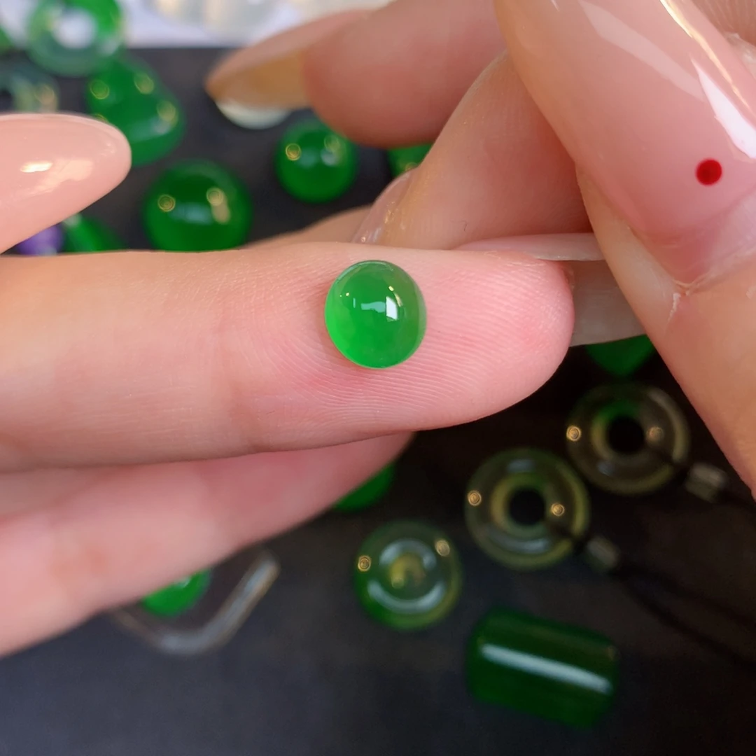 翡翠裸石翡翠翡翠6.79-6.28-3.24