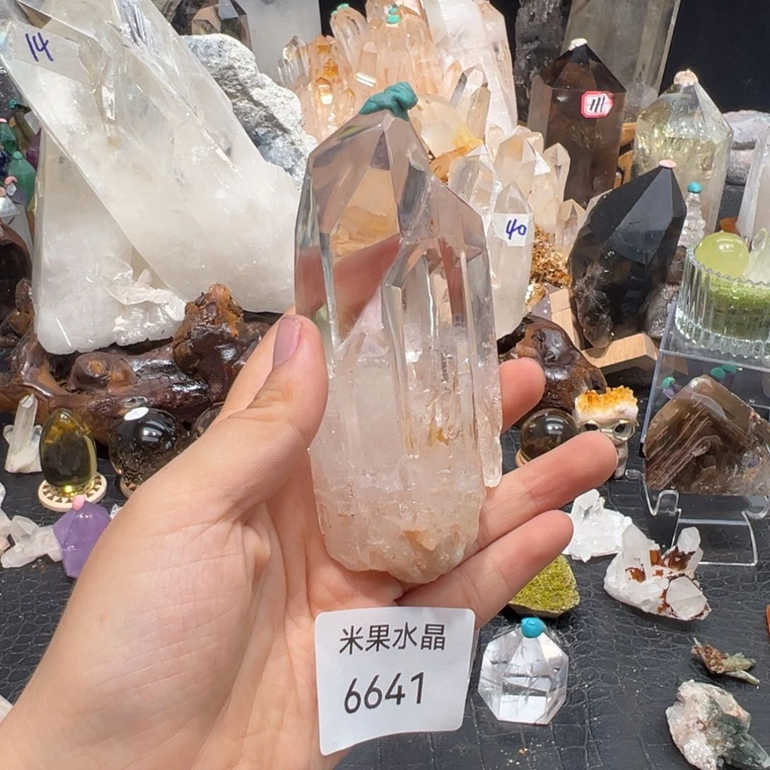 芙****水晶珠宝半成品未镶嵌