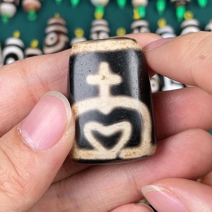 玛瑙/玉髓散珠宝瓶