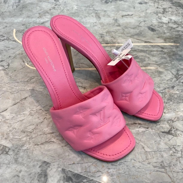 99新 LouisVuitton/路易威登 S006 高跟拖鞋 女款 粉色 37码