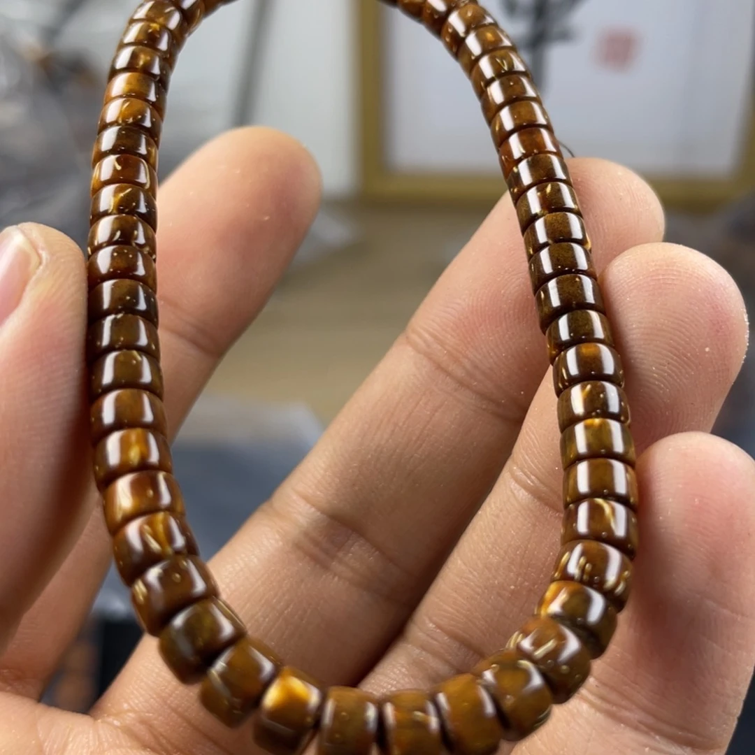 猴头核桃吊坠嗯、没事