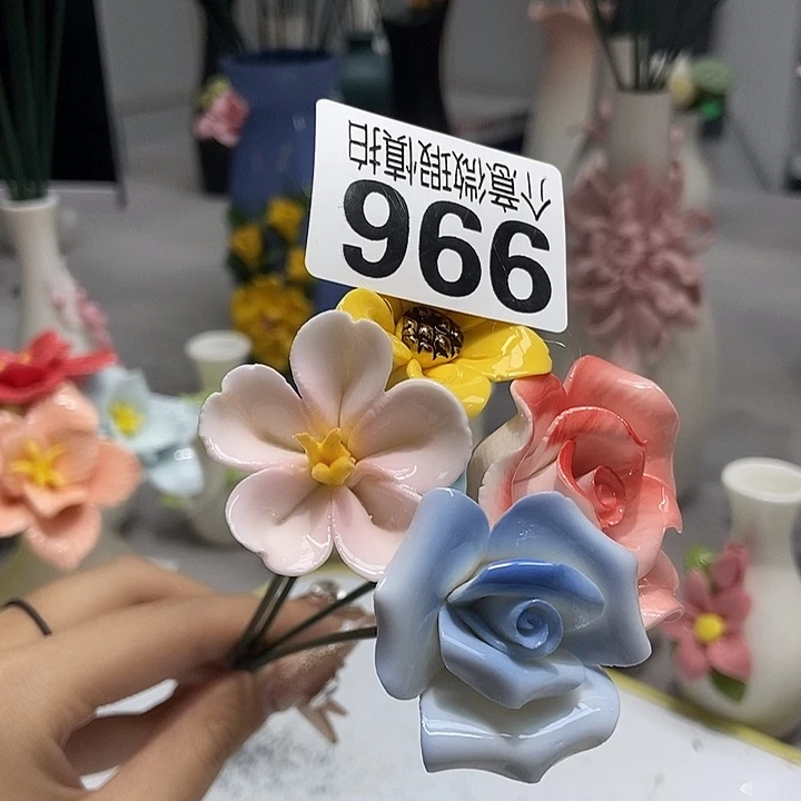陶瓷纯手工捏花设计