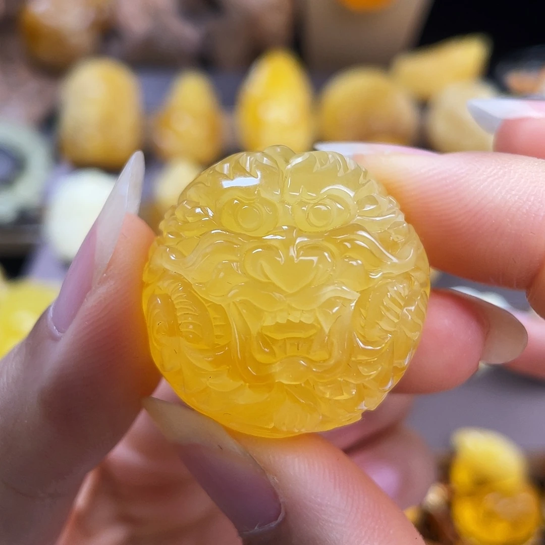 琥珀未镶嵌珠宝奇石