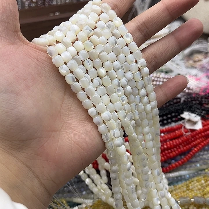 玛瑙/玉髓未镶嵌珠宝半成品一条6mm左右白蝶贝桶珠