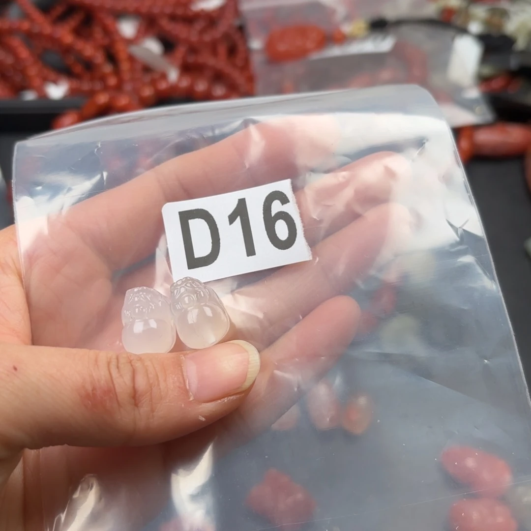 南红玛瑙珠宝奇石未镶嵌小**呀