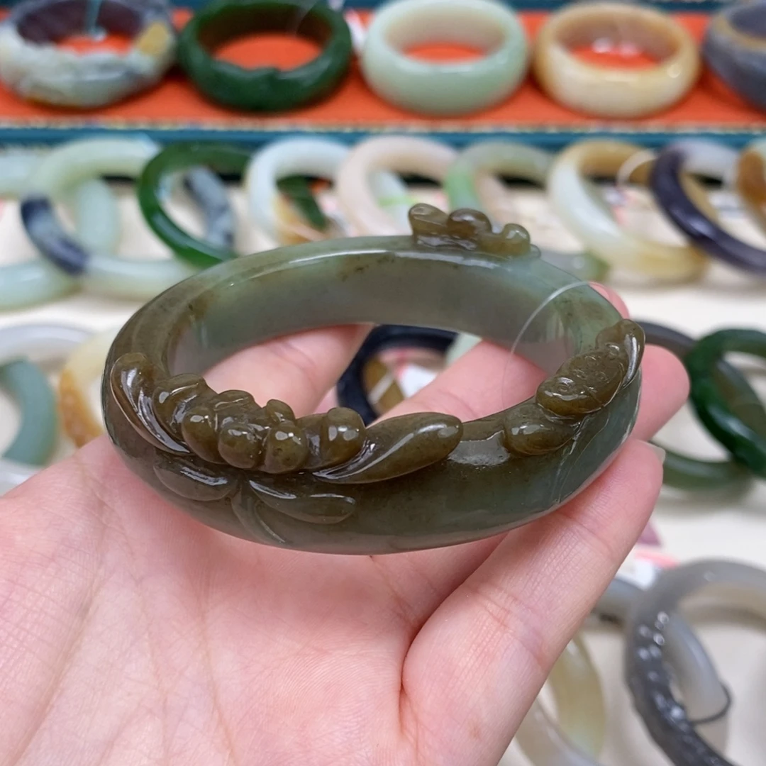 和田玉手镯未镶嵌58.9