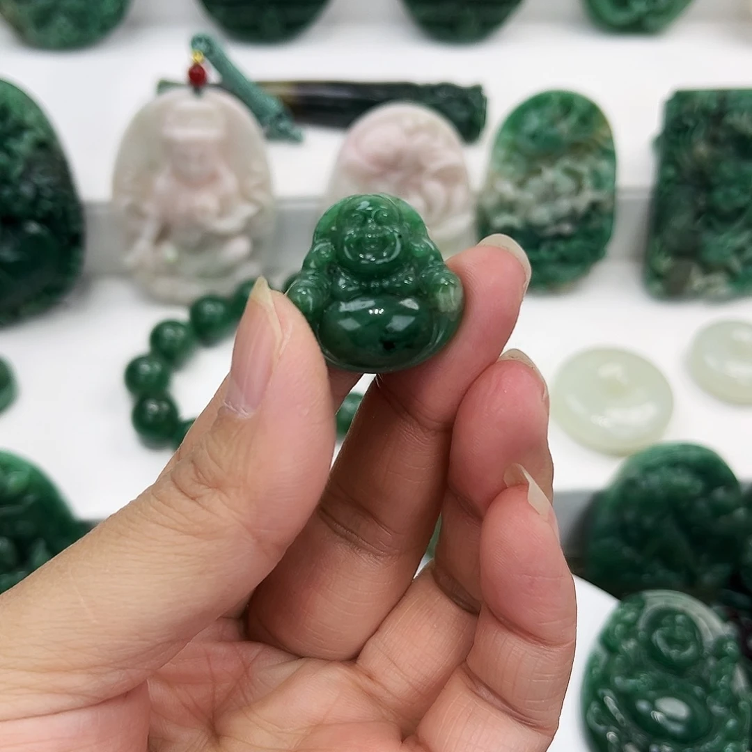 独山玉颈饰未镶嵌南****厂