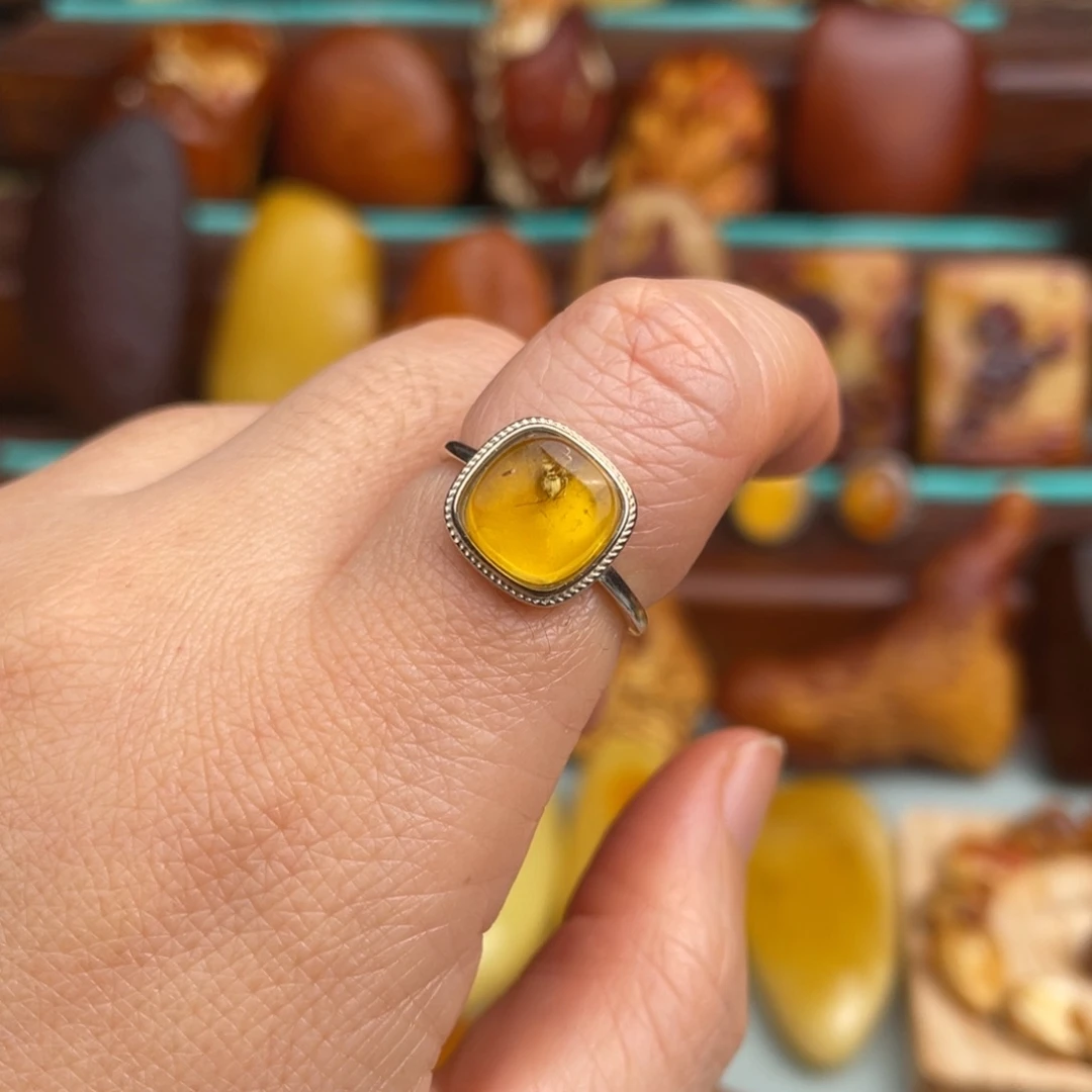 定制琥珀未镶嵌蜜蜡虫珀戒指