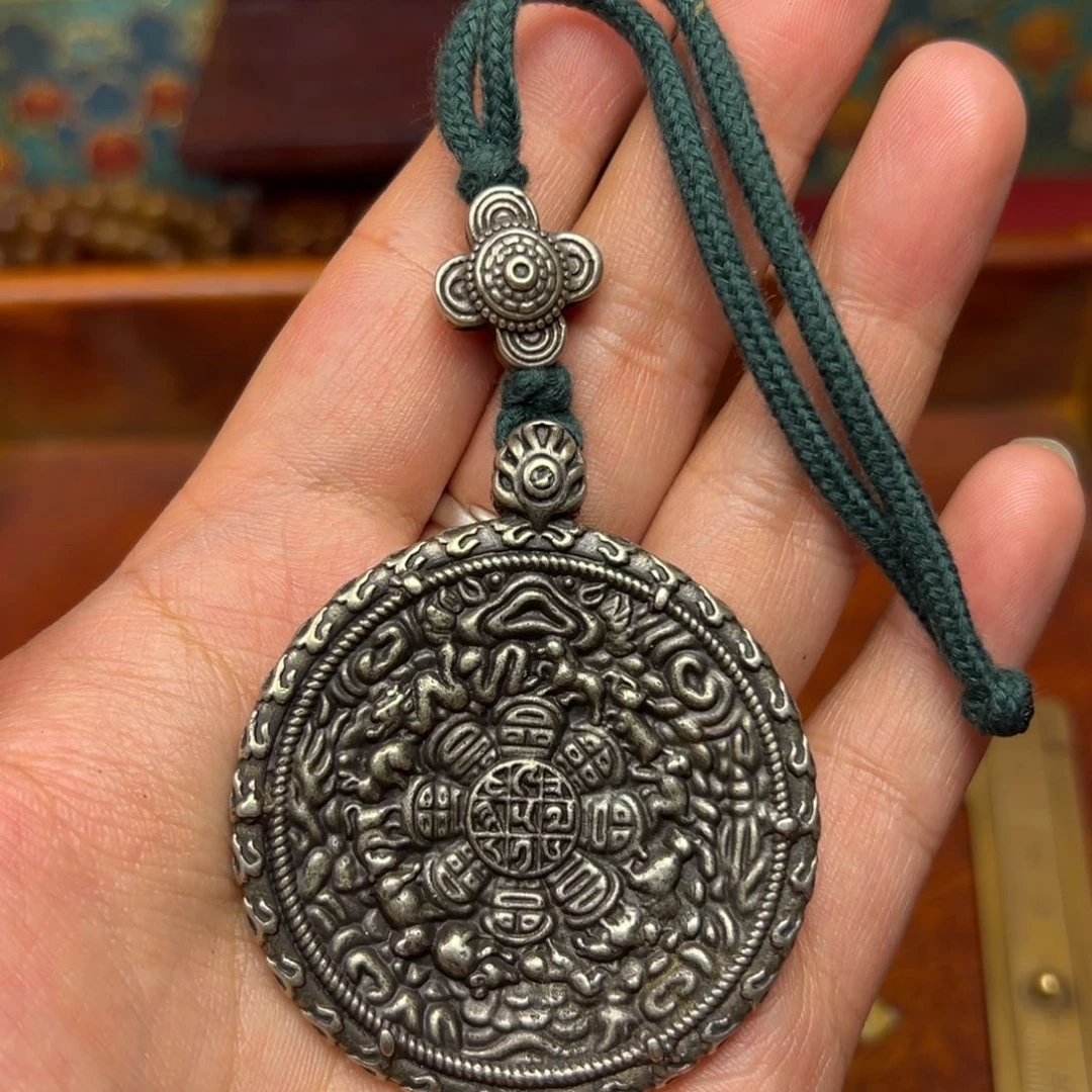 浪***期泥塑藏式风格小牌子