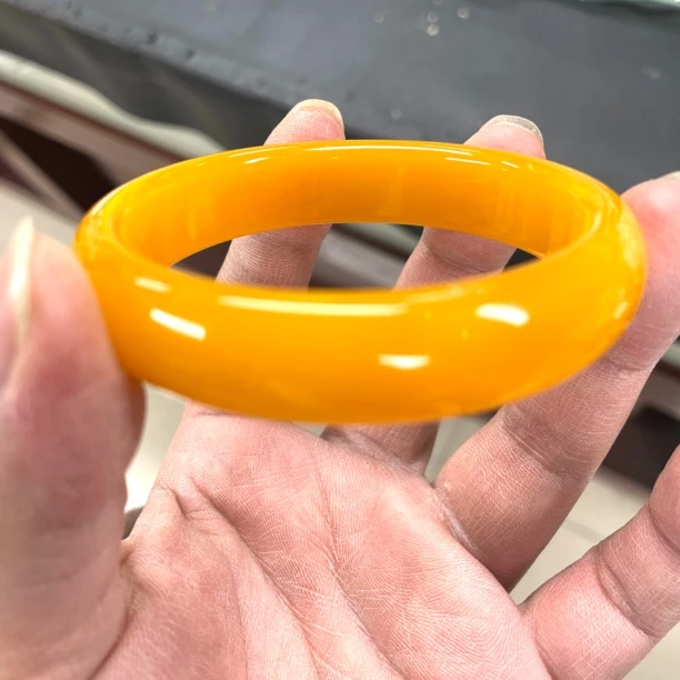 1205号橙色正圈手镯