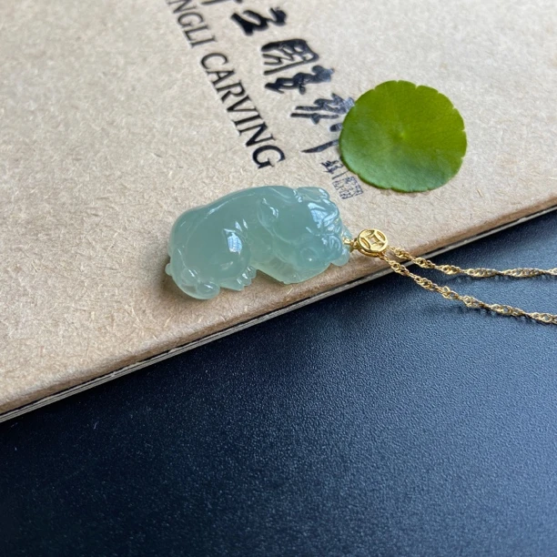 X1《貔貅吊坠》只进不出气质挂坠镶嵌精致时尚