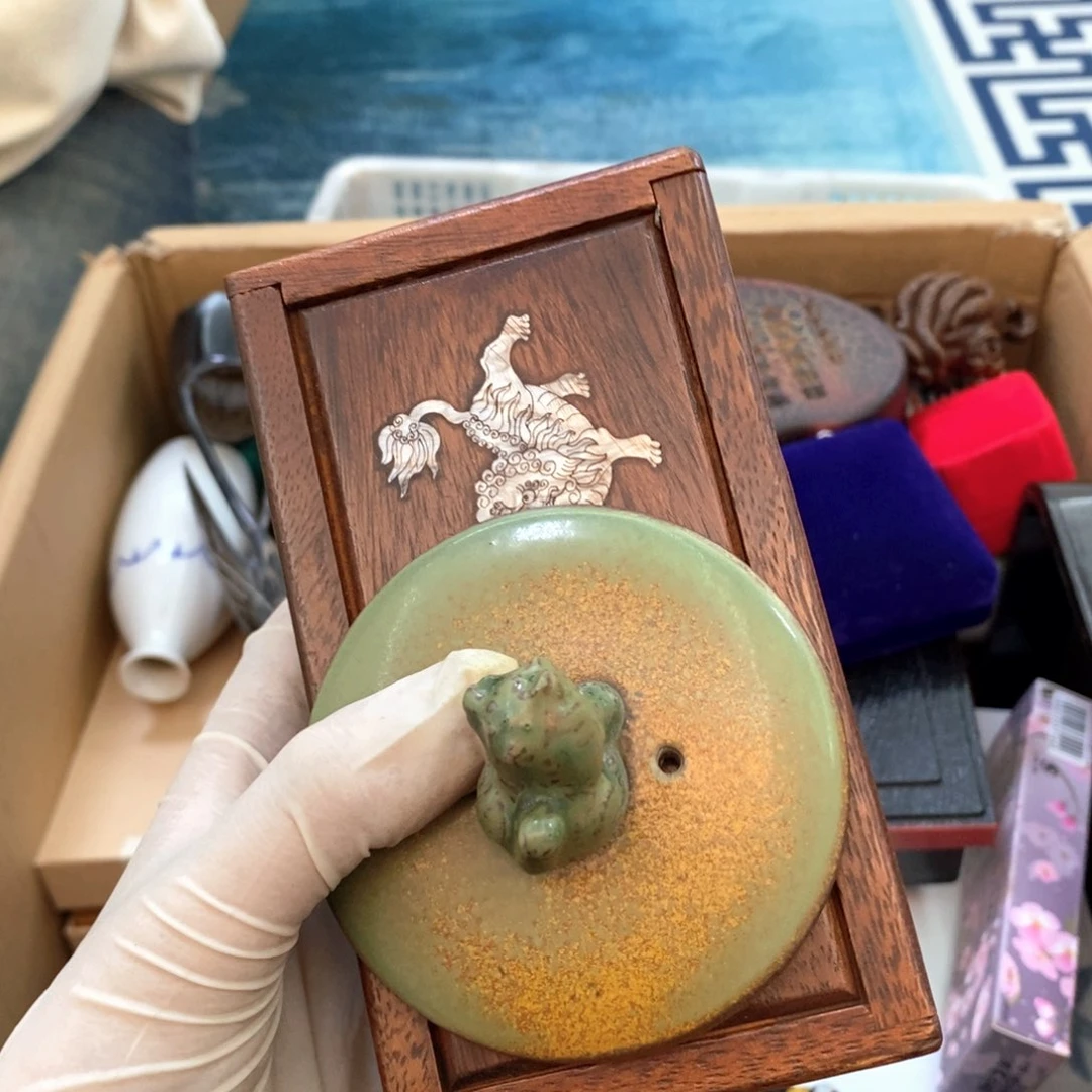 瓷片微瑕盒子紧打不开